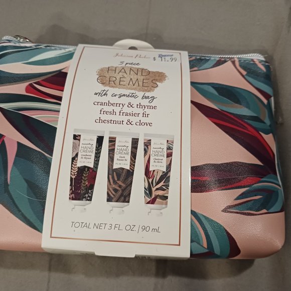 NWT! Johnson Parker Hand Lotion Set - Picture 5 of 5